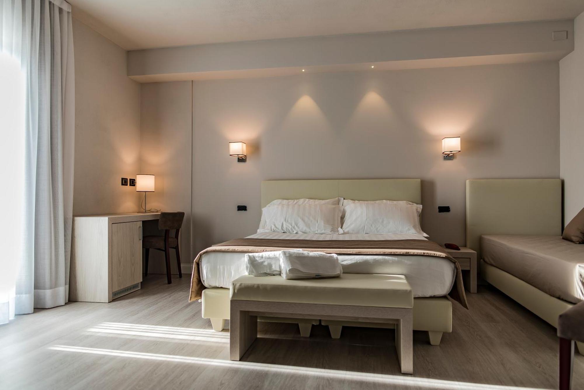 Hotel Villa Barsanti ปิเอตราซานตา ภายนอก รูปภาพ